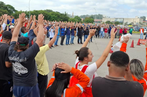Assembleias no polo petroquímico do ABC mobilizam centenas de trabalhadores